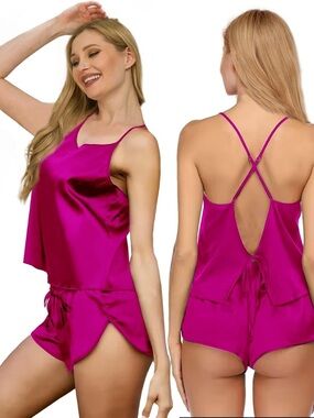 Women's Satin Cami & Short Pajama Set in Magenta